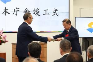 感謝状贈呈　株式会社基設計様