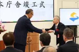 感謝状贈呈　新潟企業(株)　様
