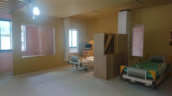 病室実寸模型
