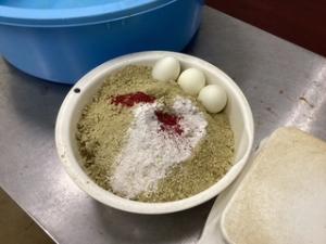 餌づくり