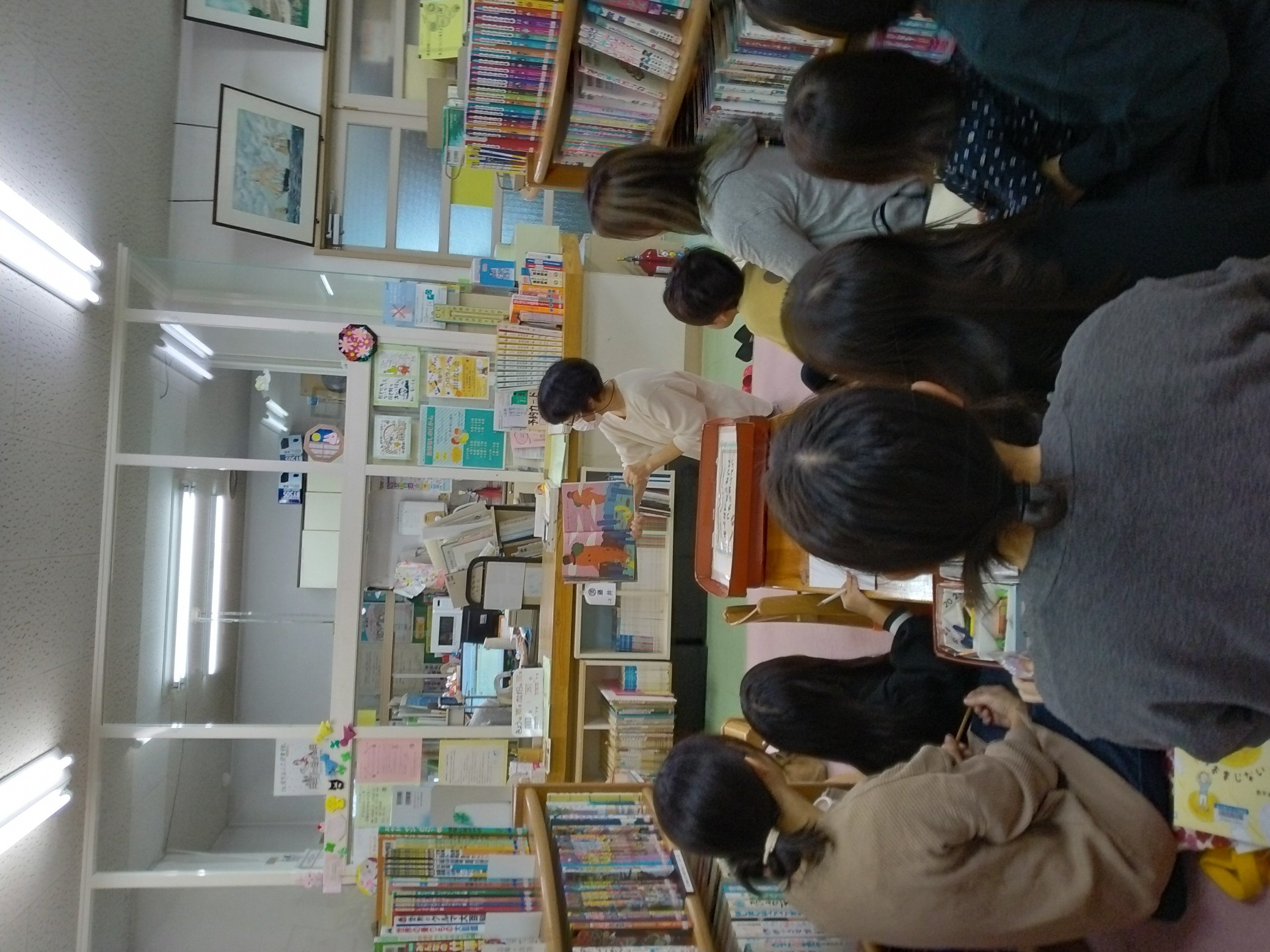 小木　おはなしのじかん