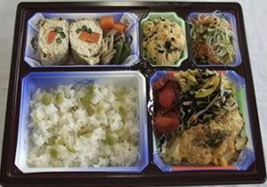 秋の彩どり弁当