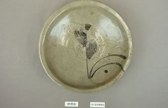 肥前陶器 絵唐津草文皿(保存修理前)の画像2