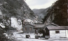 大立地区 多くの坑道を有する佐渡鉱山採鉱の中心地区の画像