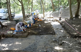 鶴子荒町遺跡の平成25年度の発掘調査が始まりましたの画像