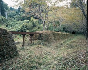 現在のトロッコ軌道跡（上寺町地区）撮影：杉本和樹（東大寺フォト）の画像