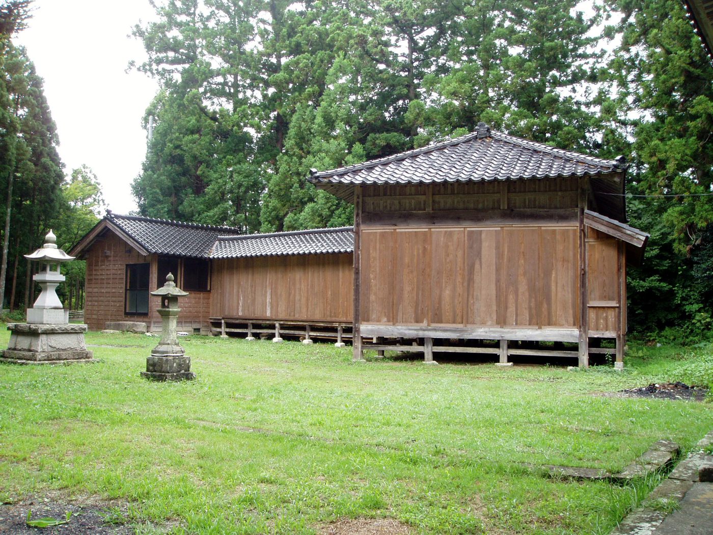 佐渡諏訪神社能舞台の画像