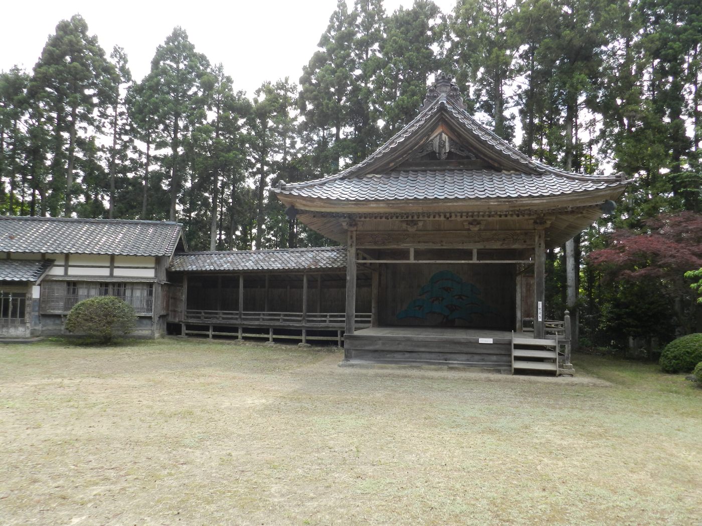 佐渡牛尾神社能舞台の画像