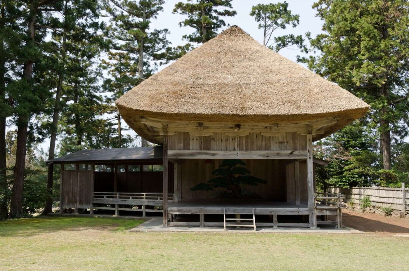 佐渡大膳神社能舞台　附　旧鏡板1枚の画像