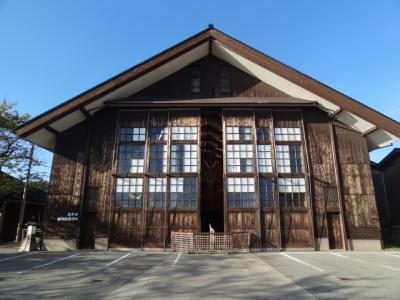小木民俗博物館　千石船展示館の写真