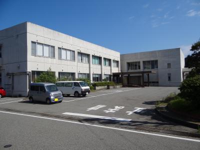 外観（●●地区公民館）　サイズは400で統一