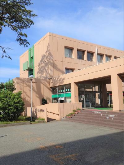 外観(●●地区公民館) サイズは400で統一